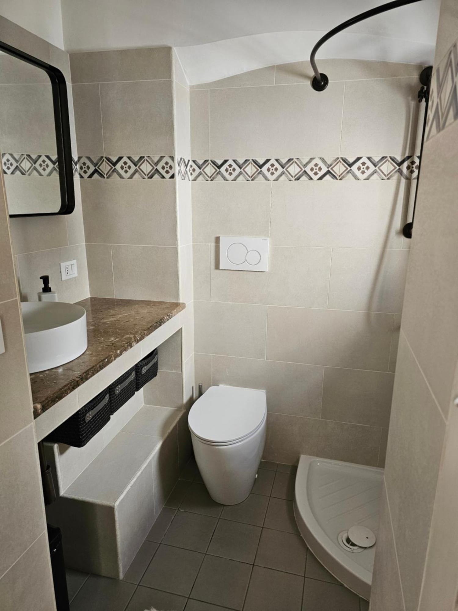 Casa Josephina - Three Level Stone Home With Balcony, 2 Roof Terraces & Sea Views Ostuni Rom bilde